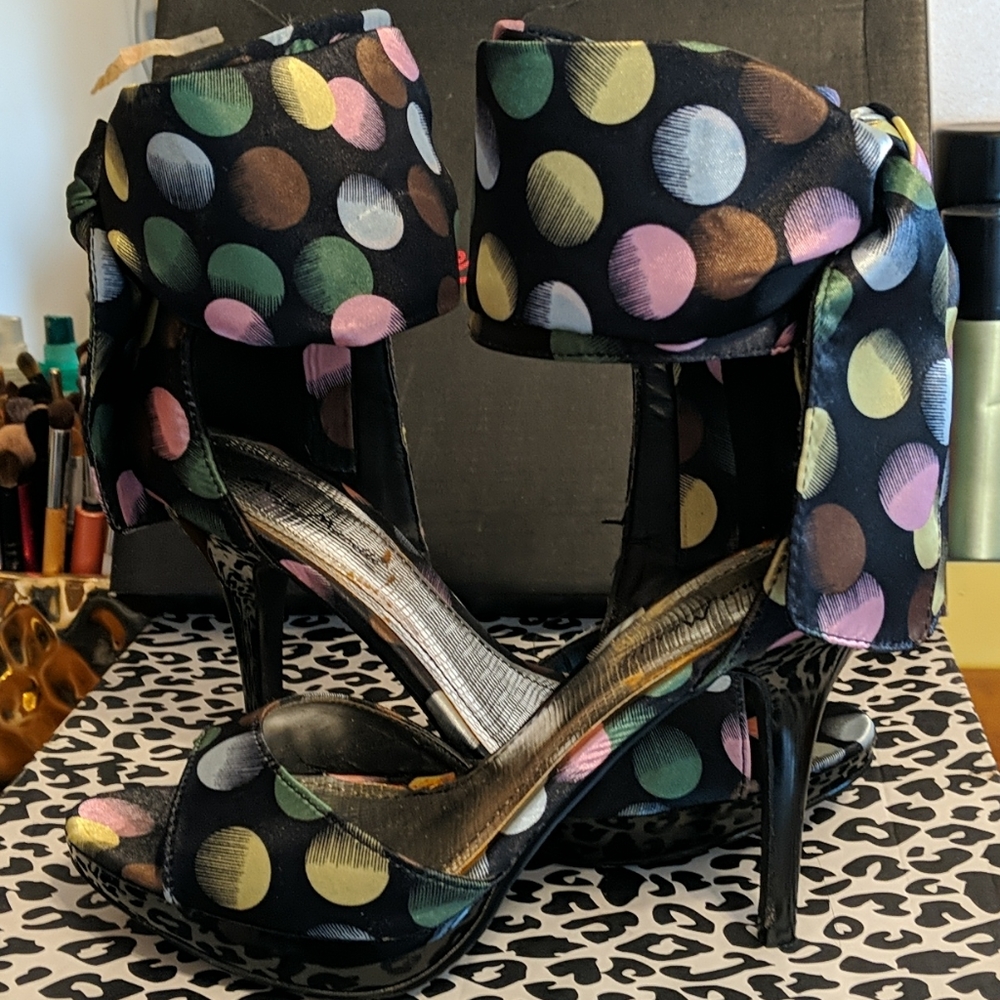 Anne Michelle Heels.